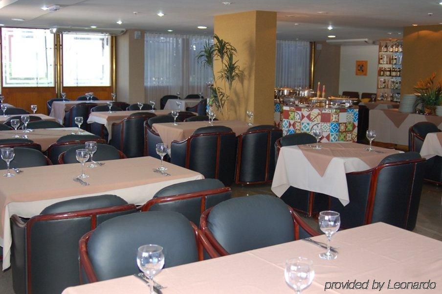 Like Ue Hotel Goiânia Restauracja zdjęcie